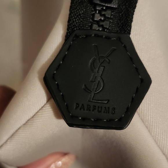 YVES SAINT LAURENT COSMETIC BAG - Picture 5 of 10